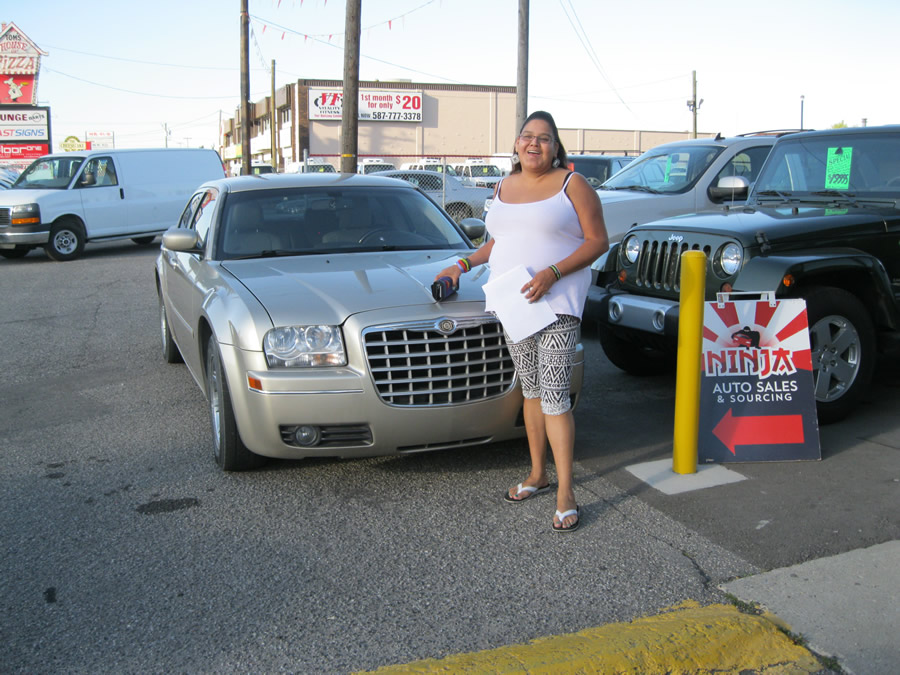 Emilie with her Chrysler 300